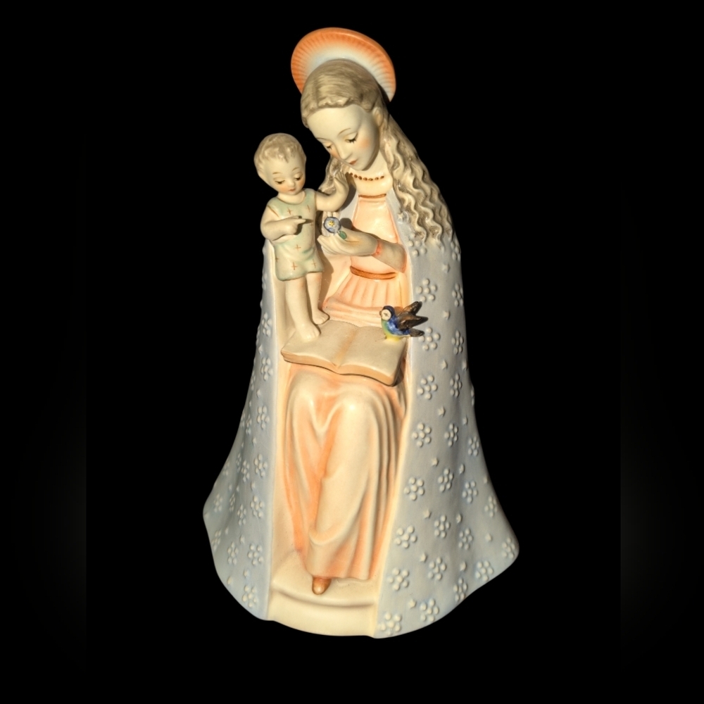 Flower Madonna by M.I. Hummel